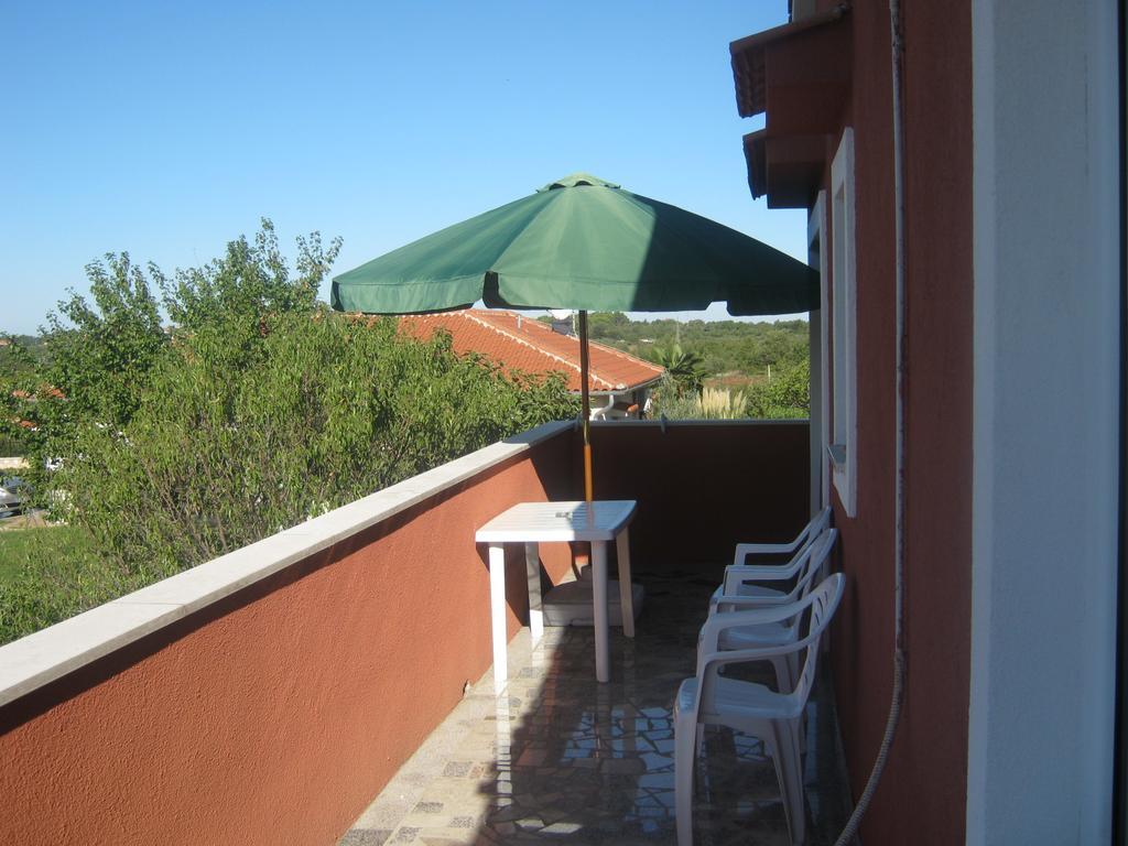 Apartman Perci Vrh Tar-Vabriga 외부 사진